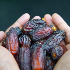 Premium Kalmi Dates 2kg + Free Delivery